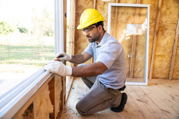 Best Insulation Removal  in Newington Forest, VA